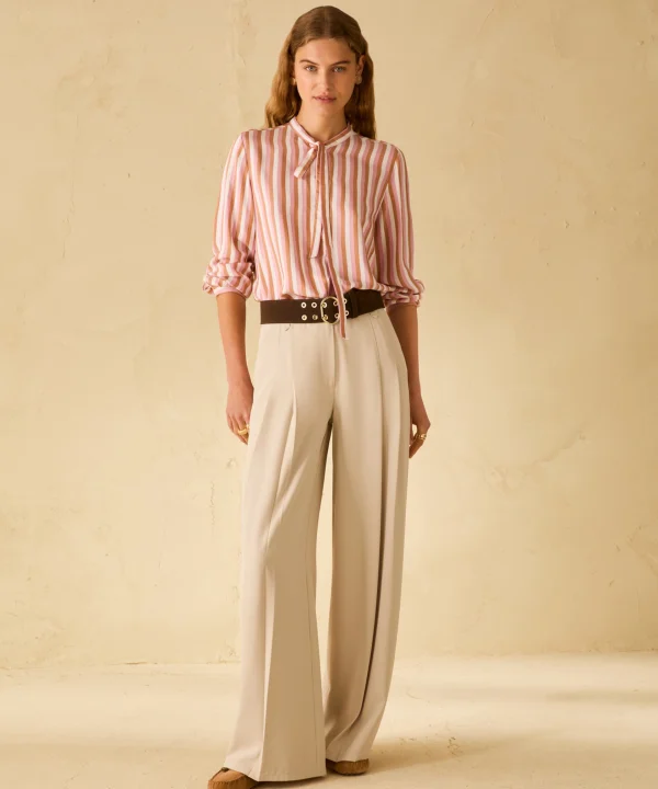 Pantaloni ampi in tessuto fluido