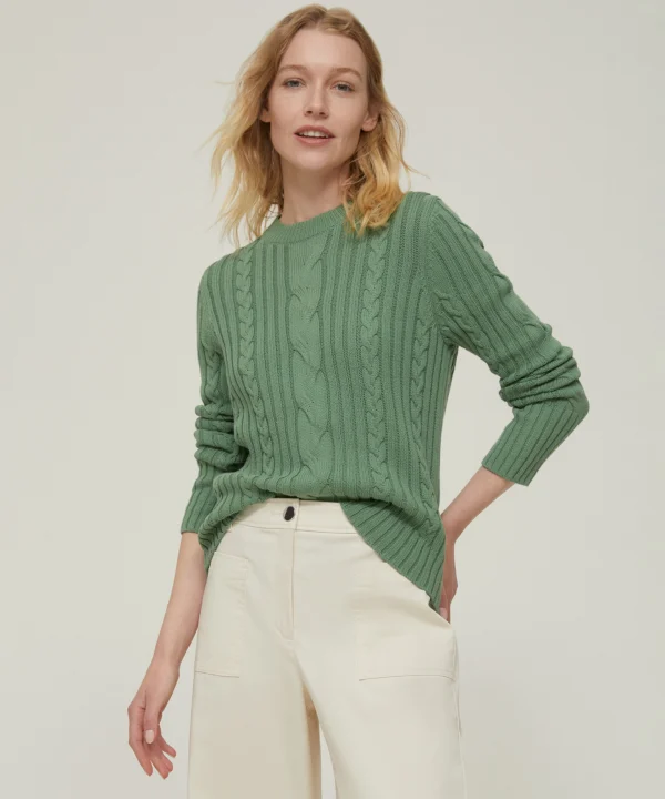 Maglia slim fit a trecce e coste